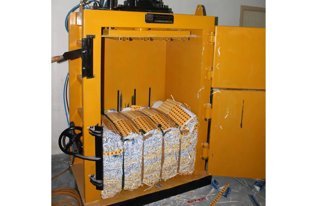 Paper Baling Machine ECO – view 2