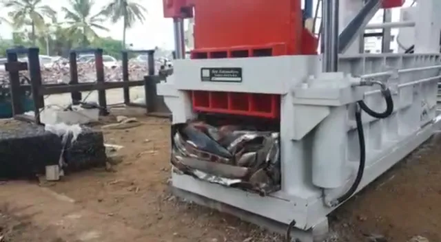 Triple Action Scrap Baling Machine Automatic – view 2